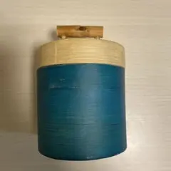 木製の小物入れ