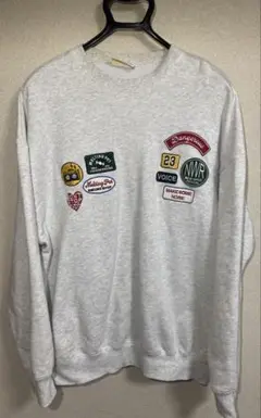 【美品】刺繍パッチ付きスウェット　グレー