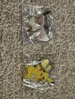 限定　ピカブイカフェ　キーホルダー　ピカチュウ　イーブイ　ポケモン