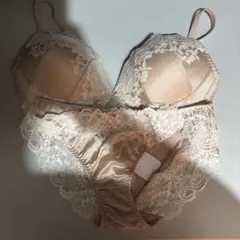 PEACH JOHN ピンクブラジャーE75