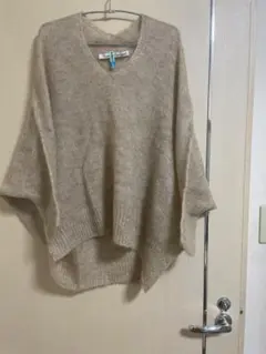 Mature Framework ベージュ Vネック 五分袖 ニット