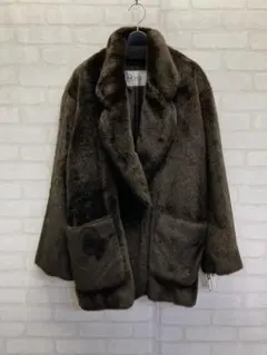 ブラウンフェイクファーコート