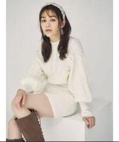 マーキュリーデュオ　ケーブルニットミニワンピース　白