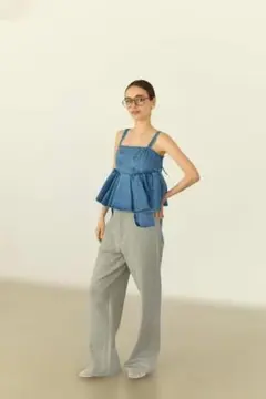 美品 マリハ MARIHA パフスリーブ ペプラムブラウス ライトブルー