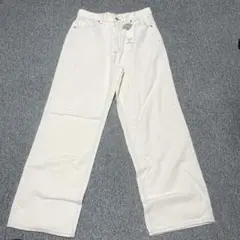 GU ハイウエストルーズストレートジーンズ