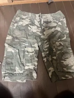 GapKhakis Lived In Short カモフラ柄 カーゴパンツのサムネイル