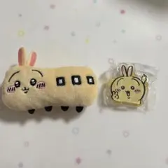 ちいかわ　ぬいぐるみバッジ＆アクスタ　うさぎ