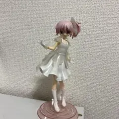魔法少女まどかマギカ まどか フィギュア