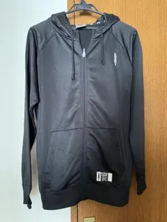 美品3PTフード付きジップアップパーカーM