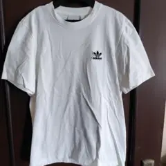 adidas アディダス　 ホワイト Tシャツ　Ｓ