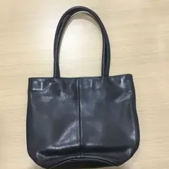 （OGC）アニエスベー　黒のレザートートバッグ