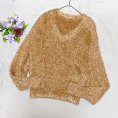 내츄럴 뷰티 베이직 ニット F ゴールド ラメ クロップド丈