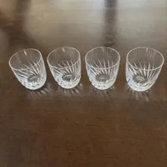 ガラス製グラス 4点セット カットデザイン　ウイスキーグラス　ロックグラス