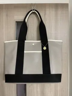 ♡極美品♡グレーと黒のトートバッグ