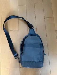 最終価格　COACH レザーボディバッグ