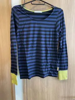 earth music&ecology ネイビーと黒のストライプ長袖カットソー