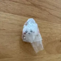 ちいかわ カニ爪唐揚げ ボールチェーンマスコット