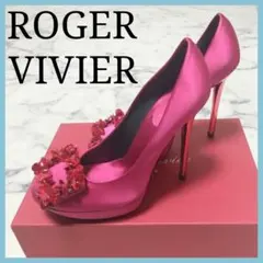 2026年最新】ROGER VIVIER パンプスの人気アイテム - メルカリ