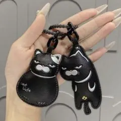 黒猫 ネコ パラコード じゃらじゃらキーホルダー ミラー付き - メルカリ