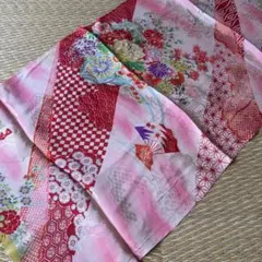 古布 正絹 綸子 菊 牡丹 梅 扇子 グラデーション ハギレ
