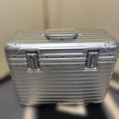 2026年最新】リモワ パイロットの人気アイテム - メルカリ