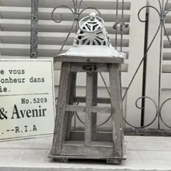 ウッドランタン　アンティーク　ガーデンガーデニング雑貨　シャビーホワイト　置物