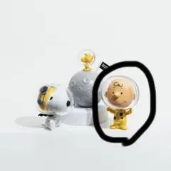 スヌーピー ミュージアム限定　カプセルフィギュア チャーリー・ブラウン