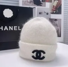 CHANEL ホワイト ニット帽