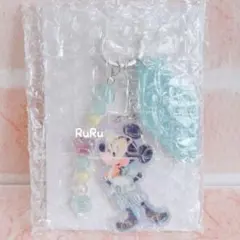 ディズニー　サニーサニーサマー　キーチェーン　ミッキー　新品　♡