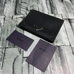 PRADAプラダ 二つ折り財布 ナイロン レザー シルバー三角ロゴ ブラック 黒