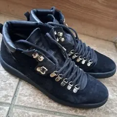 Item thumbnail for item ada45698-9bf4-48fc-9d7e-af2c33273407