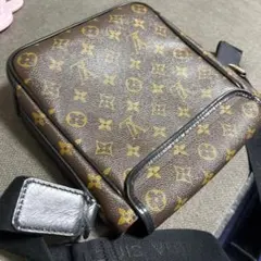 Louis Vuitton モノグラム ショルダーバッグ