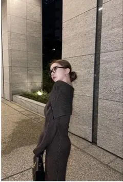 MAVIMOON オフショルダー ニットワンピース