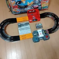 トミカ 実況サウンド！デジタルアクセルサーキット 専用トミカ4台付