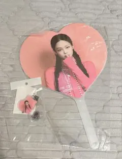 【BLACKPINK ジェニ】うちわ&キーホルダー