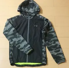 SALE【送料無料】アンダーアーマー！men'sウインドブレイカー☆