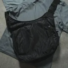 90s old UNIQLO Nylon Shoulderbag Blackのサムネイル