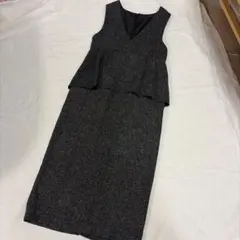 レイヤード風ペプラムジャンパースカート　Mサイズ　チャコール