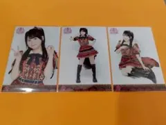 布袋百椛　AKB48 20周年記念　赤チェック衣装　生写真　直筆サイン AKB48 20th Year Live Tour 2025 in 日本武道館 20周年記念 赤チェック
