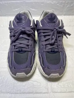 adidas astir w アスターw 　24センチ