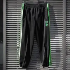 【Needles】トラックパンツ セカオワ End of the World ニードルズ×“セカオワ”率いるエンド・オブ・ザ・ワールド、蝶