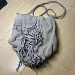 フリンジ付きグレー　ショルダーバッグ　laugoa