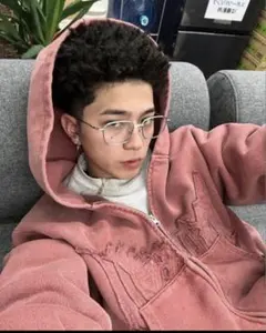 BlessU 赤 クロップドパーカー