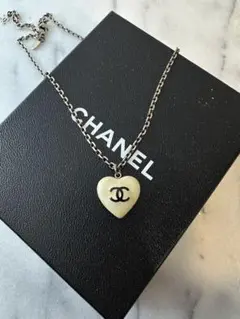 【CHANEL】シャネル　ココマーク　ハートネックレス CHANEL Pre-Owned 2024 ハート ココマーク ネックレス