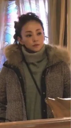 GIFTで安室奈美恵さん着用！LANVINファー付きツイード調ダウンコートのサムネイル