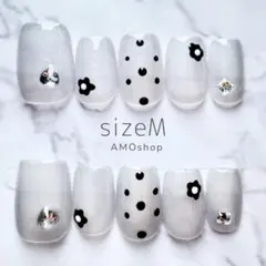 【現品限定】シルバーマグネット×ブラック モノトーン お花 ネイルチップ