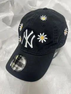 ニューエラ　NEW ERA かキャップ　ブラック　フラワー柄　フリーサイズ