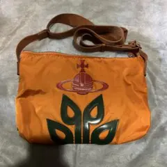 ヴィヴィアン　ショルダーバック