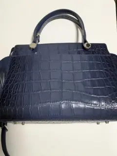 美品　ハンドバッグ　Cat in the closet 牛革　本革　クロコ型押し キャットインザクローゼット トートバッグ クロコ型押し レザー