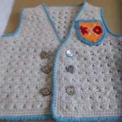ハンドメイド 子供ベストかぎ針編み(値下げ